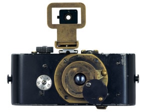 Ur-Leica von 1914 © Leica Camera AG. Aus der Ausstellung AUGEN AUF! - 100 JAHRE LEICA-FOTOGRAFIE
