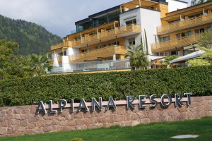 Das ist das neue Alpiana Resort in Vollen. 